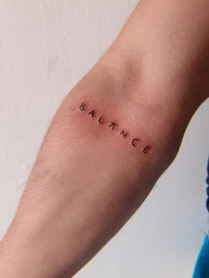 BALANCE #ink #inked #inkedup #inkedlife #inkedwoman #inkedgirl #tattoowoman #tattoostudio 