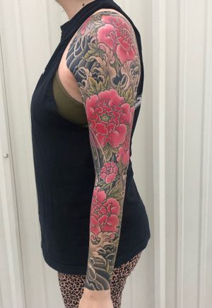 Peony sleeve