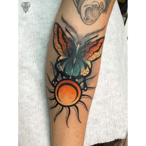 #coverup #nauxttt #tattoo #butterfly #neotraditional 