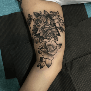 Tattoo by Burned line tattoo parlour