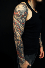 Javier Obregon #bioart #biomech #tattoo #biomechtattoo #javierobregon #tatuaje #tatuajebiomecanico #biomecanico #fx #biomechanical #robot #robottattoo #art #terminator #skull #barcelona https://www.instagram.com/javierobregon.art