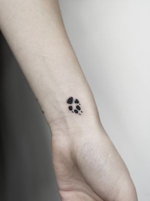 Tiny dog paw print tattooBookings only via Instagram. 🇱🇹 Lithuania, Kaunas📸 Instagram: @nikita.tattoo📨 info.artistnikita@gmail.com 🧭#tattoo #tattoos #tattoodesign #tattooartist #linework #lineworker #lineworktattoo #thinlinetattoo #fineline #dotwork #dotworktattoo #minimalism #minimalistic #minimalistictattoo #blackwork #blackworker #blackworktattoo #kaunas #lithuania #inked #inkedgirls #paw #dogpaw #dog #dogpawprint #pawprint #pet 