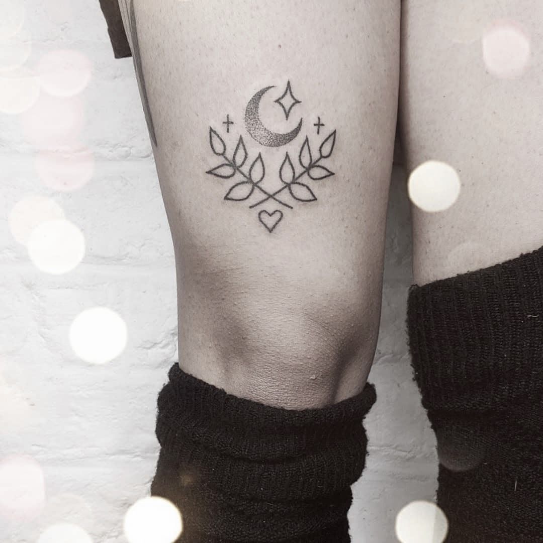 Floral knee tattoo  Thigh tattoos women Leg tattoos women Knee tattoo