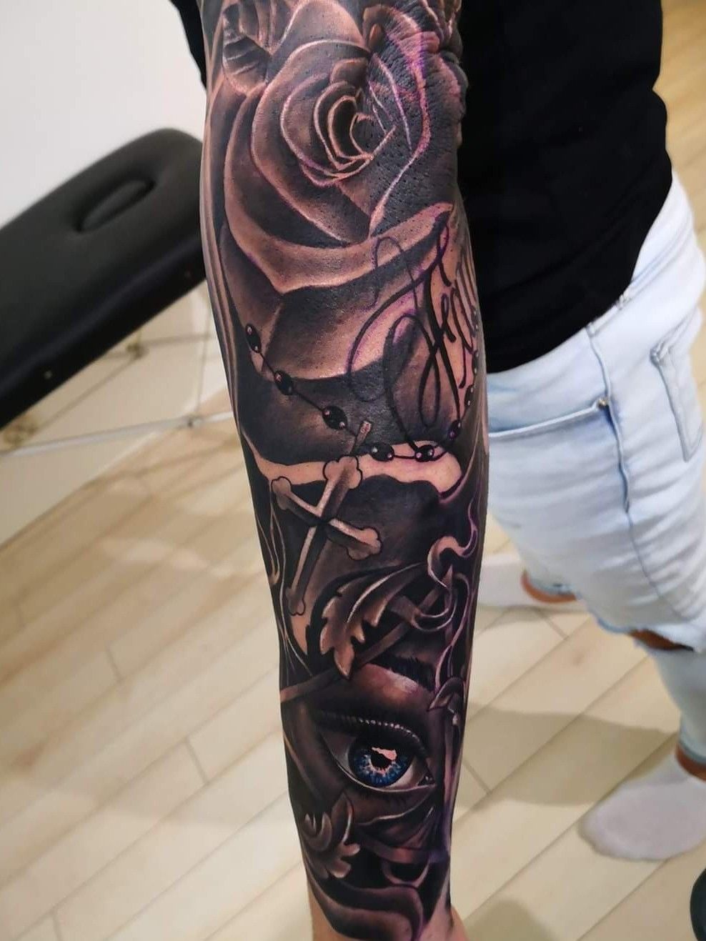 Photo  Roses and Eye tattoo by Mike Flores  Photo 27849  Tattoo sleeve  designs Eye tattoo Full sleeve tattoo design