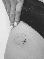 #plane #planetattoo #stattoo #smalltattoos #minimal #minimalism #minimaltattoo #inkedgirls #inked #tattoolover #tattooart #bishop #bishoprotary 