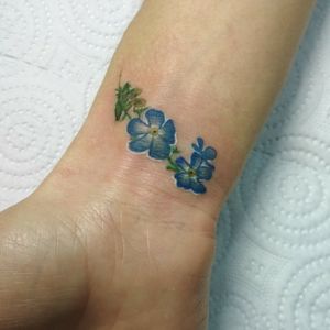 Color "Little flowers" (cover-up) (February '18)◼#тату #цветы #квіти #trigram #tattoo #flowers #inkedsense 