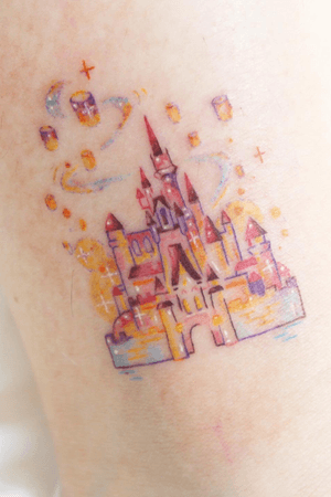 Disney castle 🏰 #disney #castle #colortattoo #zvee #koreatattoo #seoultattoo #minitattoo 