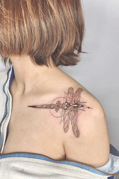 #dragonfly# scissor#baroquetattoo. Custom design . Check out my IG for more work that I ve done : _mnink_ 