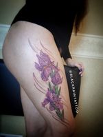 Irises 1 session 5 hours #tattooukraine #odessa #ukraine #iris #graphictattoo #colortattoo #flowertattoos 
