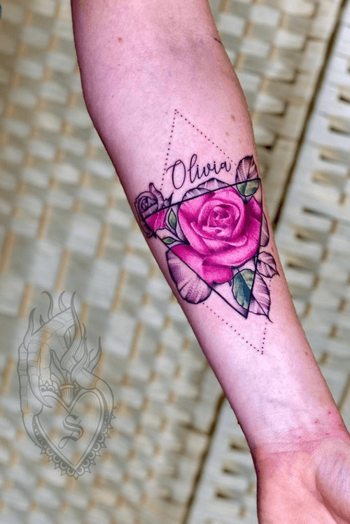 Half and half rose piece for A lovely lady’s daughter Olivia✨ #rose #roses #rosetattoo #fusionink #illustrative #colourtattoo #color #colorful #floral #geometric #dotwork 