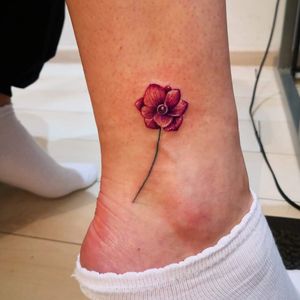 Tiny Flower Tattoo 