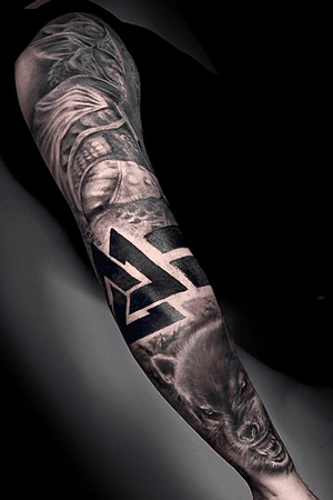 #wolf#wolftattoo#blacktattoo##realistictattoo#vikingtattoo#viking#vikingking. /////////////////////////////////////Flash for tattoo , Dm me for booking . Work ins @_mnink_ #tattoo#tattooist#watercolor# #tattoo#tattooist#watercolor#ink #inked#torontolife #toronto #art#watercolorpainting #watercolortattoo #inkedgirls #inkedgirl #blacktattoo #blackart#torontotattoo#skin #sumi #butterflytattoo #butterfly #color #colour #abstract #abstractart #abstracttattoo #torontoart #geometry#geometric#geometricdesign#design #instattoo# design #abstract#sumitattoo#sumi
