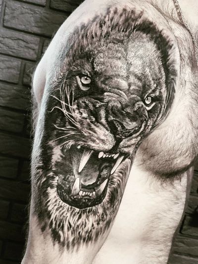 New "Lion - the King" cover-up tattoo for boxer Levani - Thx for the trust, bro. Hit them all! ◼ #тату #лев #trigram #tattoo #lion #inkedsense 