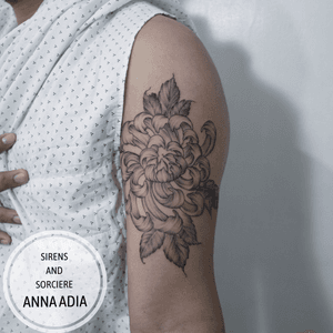 Been a while since the last time i posted a tattoo work. I pray that things are getting better this time.Anyways. thank you so much to my very patient client yesterday. Thanks for the trust and for sitting well. @mr.heneral ☺️✨........#flowertattoo #blackworktattoo  #smalltattoos #minimalisttattoo #tattoist #finelinetattoo#tattooartistmag #inkstinct #tattoo #tattoodo #tatooed #inked #ink # #fineline #lineworks #dotworks  #tattooist  #tattooistanna #blackwork #blackworktattoo  #customtattoo #femaletattooist #femaletattooartist #tattooshop #batangascity #tattooshopbatangascity  #ladytattooer