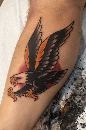 Traditional Eagle done by Oliver Peck #AmericanTraditional #traditional #traditionaltattoo 