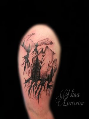 Michigan tattoo ~  #MamaCrow #TattooedLife #LovecrowTattoos #HexNeedles #Inked #Art #HexTat #TattoosOnInstagram #TattooLove #FemaleTattooArtist #tattooed #Bishop #HexCartridges  #InstaArt #photooftheday #instatattoo #bodyart #tatts #tattedup #inkedup #GetYours Ninalovecrow@gmail.com 
