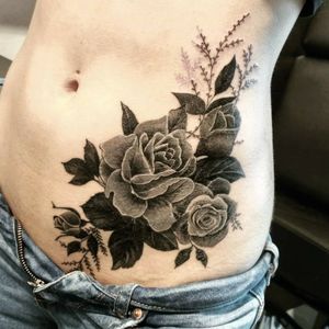 "Roses" in black and grey cover-up for pretty Victoria (March '18) ◼ #тату #розы #перекрытие #trigram #tattoo #roses #coverup #inkedsense 