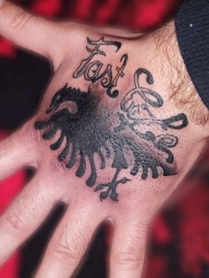 #twoheadseagle #albanianflagtattoo #albaniantattoo #albaniaink #tattooart #tattoo #tattoos #eagletattoo #anitattoo #aniink #fieritattoo #fieriink #fastlife #albania