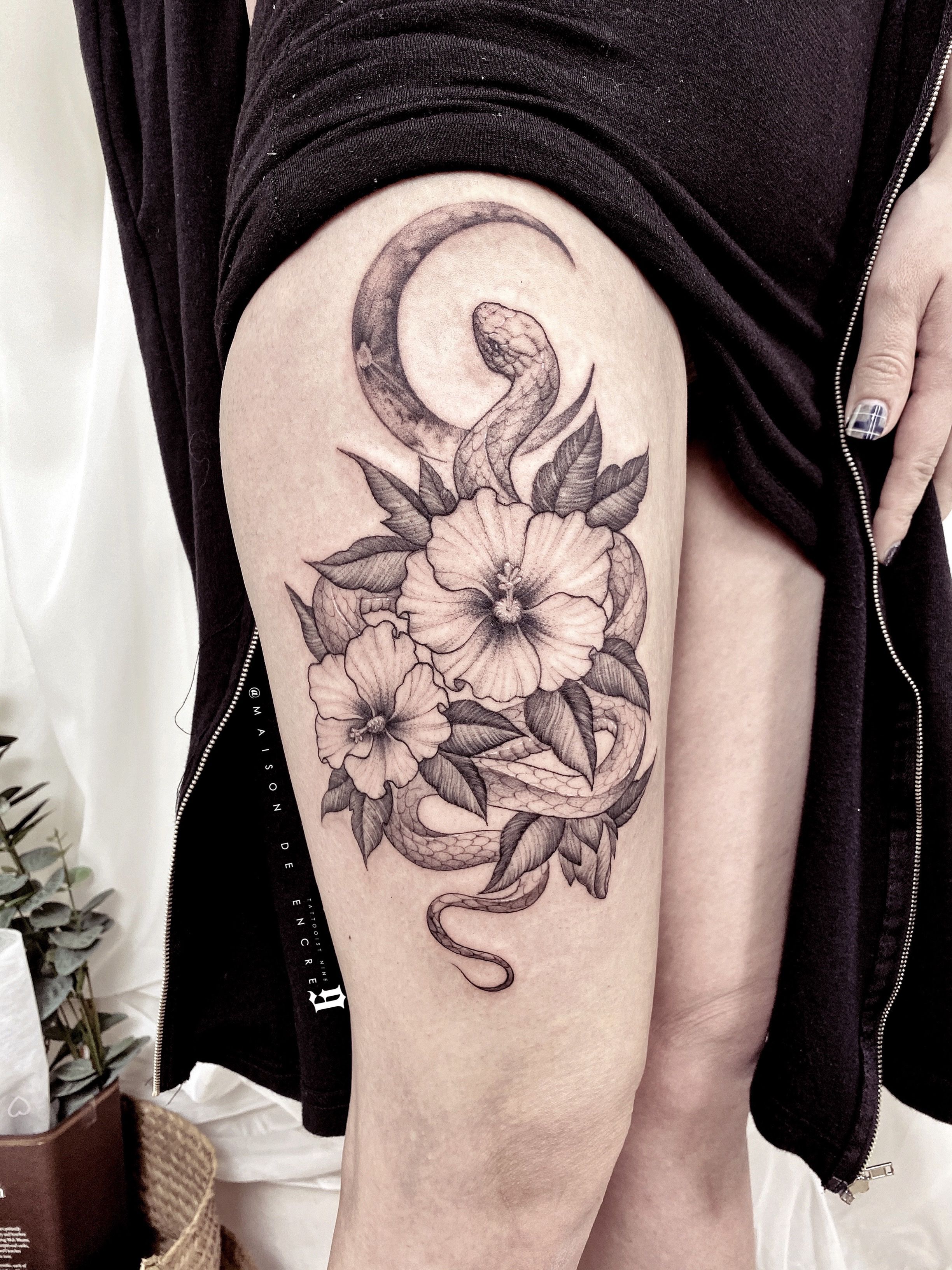 Tattoo uploaded by 장 𝒩𝒾𝓃𝑒 • Tattoodo