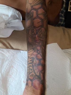 Adding details into sleeve