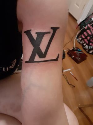 Tattoo uploaded by Sammy Sosa • Louie Vuitton symbol • Tattoodo