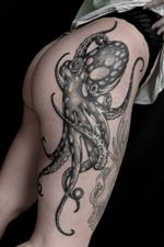 neotraditional octopus leg tattoo by satanischepferde (Marco Gruschwitz) Erfurt #germany #blackwork #neotraditional #animaltattoo #legtattoo #blackandwhite #blackandgrey #neotraditionaltattoo #erfurt #animal #octopus #kraken #maritime 