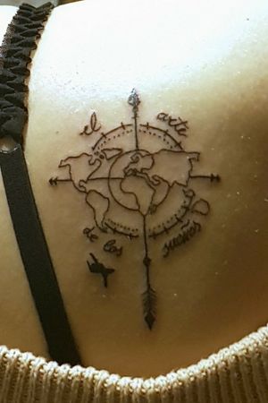 el arte de los sueños 🌻#italy #tattoo #spanish #quote #travel #airplane #worldmap #world #compass 