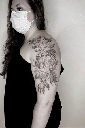 Floral piece. Paige Jean Tattoos. Salt Lake City, Utah. • Contact me on my Instagram @paigejeantattoos or text me at 805-835-2230