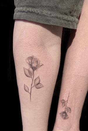 X-ray roses. Single needle. Paige Jean Tattoos. Salt Lake City, Utah. • Contact me on my Instagram @paigejeantattoos or text me at 805-835-2230