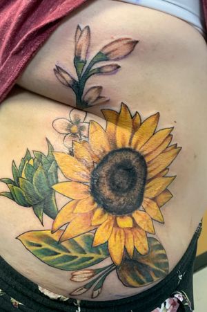 #Sunflower #colortattoo #sunflowertattoo #floral