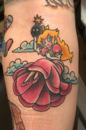 Traditional Princess Peach Super Mario Design