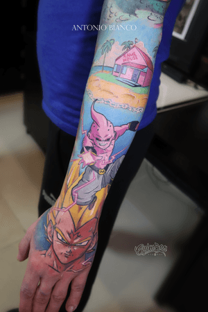 Let's though back in time to our childhood. When we all ran home to watch Dragon ball and dreaming to become super-strong like characters from dragon ball. This guy doesn't need to dream any longer as he is already a super Saiyan by finishing the sleeve of he's childhood dreams.www.tattooinlondon.com#anime #dragonball #animetattoo #dragonballtattoo #supersaiyan #colortattoo #fullcolortattoo #tattoo #tattooinlondon #uktattoo #besttattoo #london #londontattoo #awesometattoo 