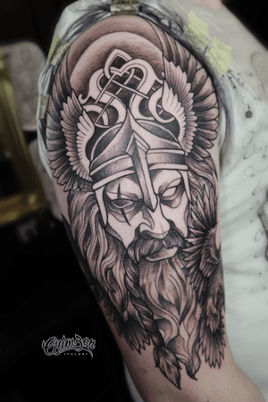 Through your eye on this glorious Zeus tattoo.By @dreadfulgraphicswww.tattooinlondon.com#zeus #zeustattoo #blackwork #blackworktattoo #mythology #tattoo #london #tattooinlondon #londontattoos #best #besttattoos #might #god #godtattoo