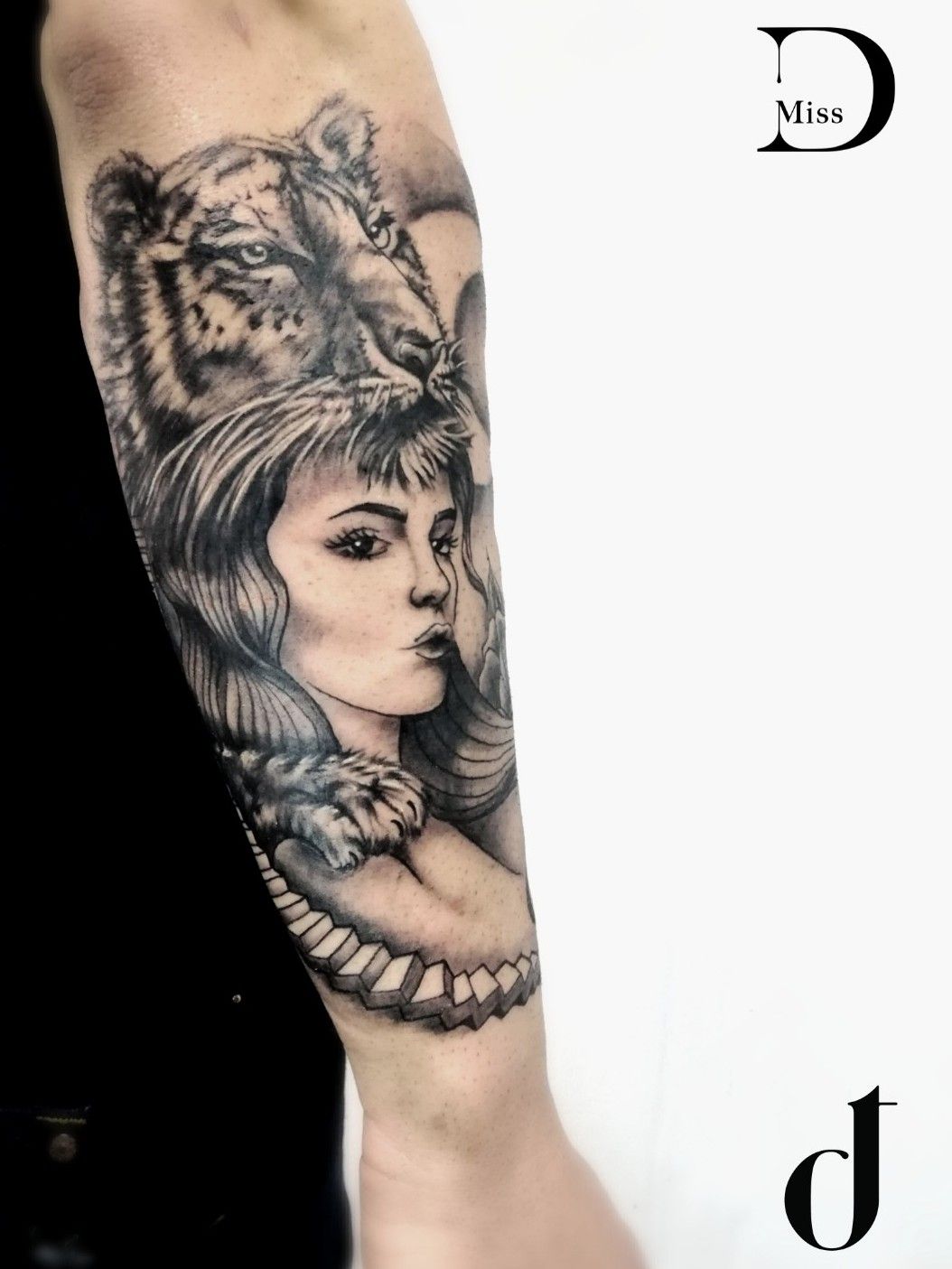 Stephen Monnet on Instagram Neorealism Cyborg Lady face  Did this  tattoo with jordim4l  He did the red and turquoise robot and I did the  neotrad lady and