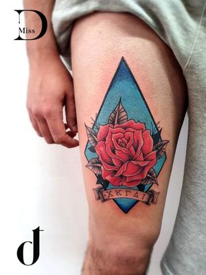 Traditional red rose in geometry for that guy 💣💣💣 always a pleasure to do classic roses 🖤🤘🖤#missD #missDtattoos #missDtattoo #tattoo #tattooideas #tattooedguys #tattooedmen #inkedguys #inkedmen #inkedboyz #neotraditionaltattoo #neotrad #neotraditionaltattoos #traditionalrose #traditionalrosetattoo #redrose #redrosetattoo #neotrad #neotraditional #neotraditionaltattoo #neotraditionaltattoos #neotraditionalartist #neotradrose #neotradrosetattoo #neotradflowers #colortattoo #femaletattooist #femaletattooartist #femaletattooer #neasmirni #neasmyrni #Athens #Greece 