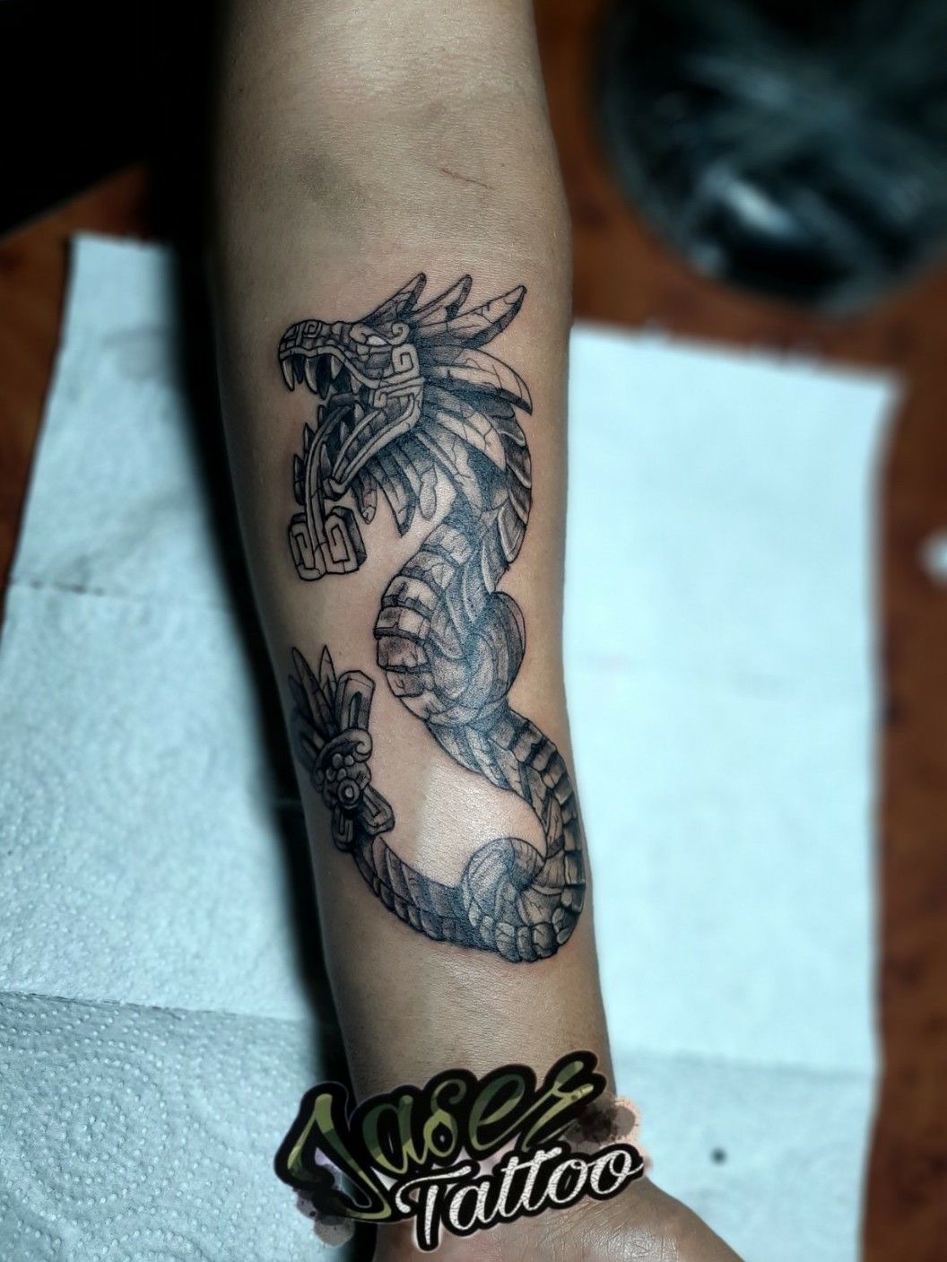 Tattoo uploaded by Jaser Tattoo • #tatuaje #blackandgrey #venado #tatuajes  para #hombre y #mujer . . #jaser #tattooart #ink ⚡ • Tattoodo