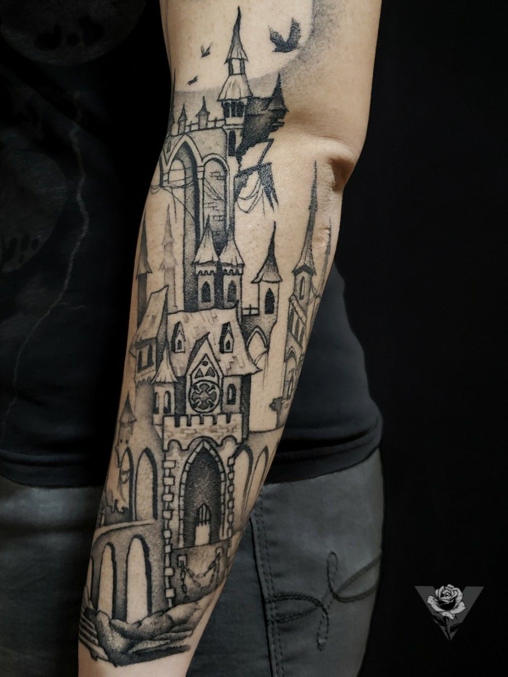 Out of Step Books  Gallery  Such an awesome castle tattoo by  thomasetattoos who is always killing it with the outstanding blackwork  tattoos that he creates Visit thomasetattoos for more inspiring