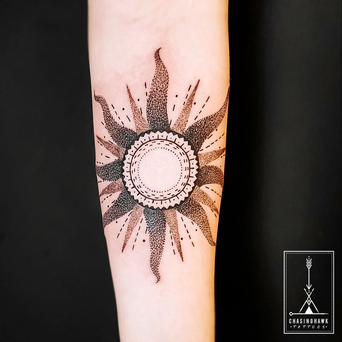 Praise The Sun Discover The Meaning Behind Sun Tattoos  TATTOOGOTO