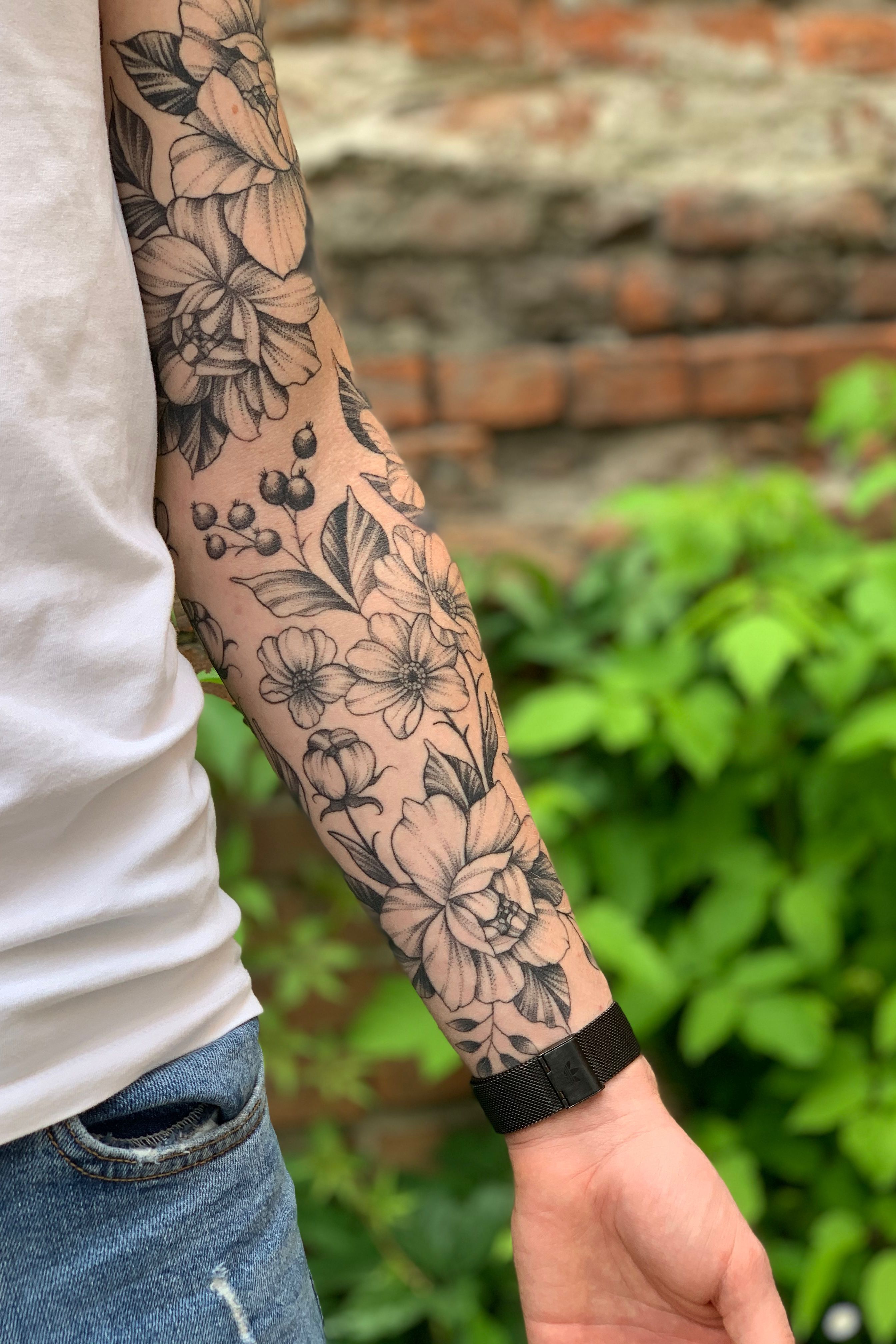 26 Delicate Botanical Tattoos  Ideas  Tattoodo