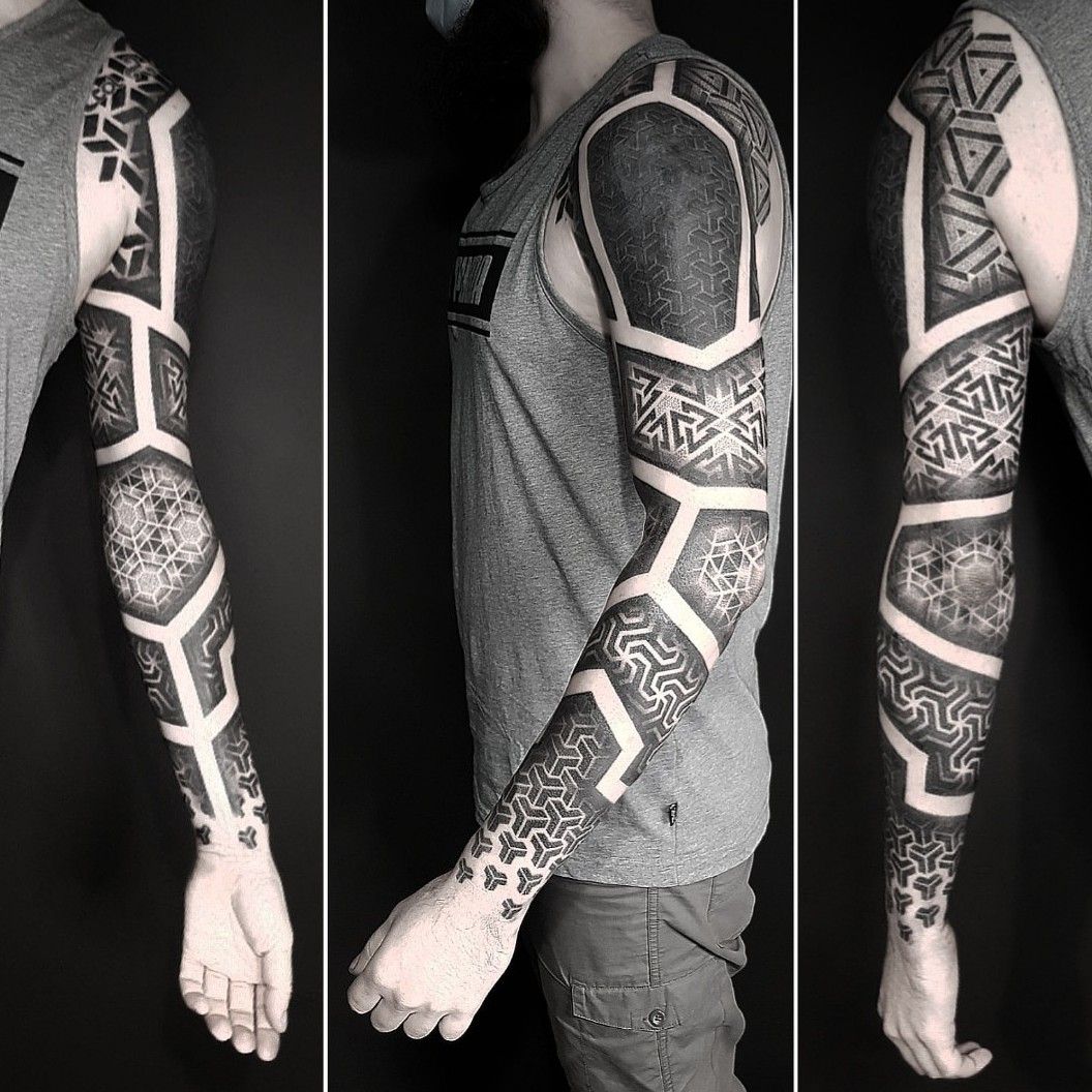 Diseño geografico 1334 | Geometric sleeve tattoo, Geometric tattoo stencil, Geometric  tattoo pattern
