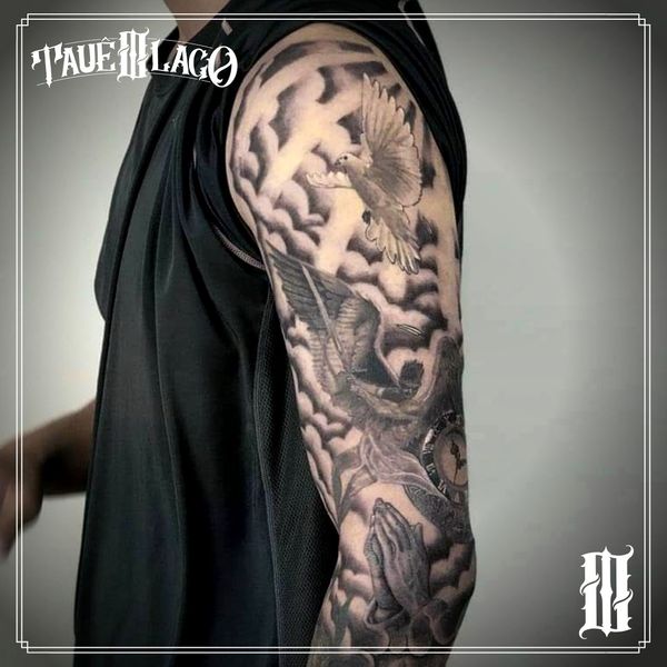 Tattoo from Tauê Lago Tattoo