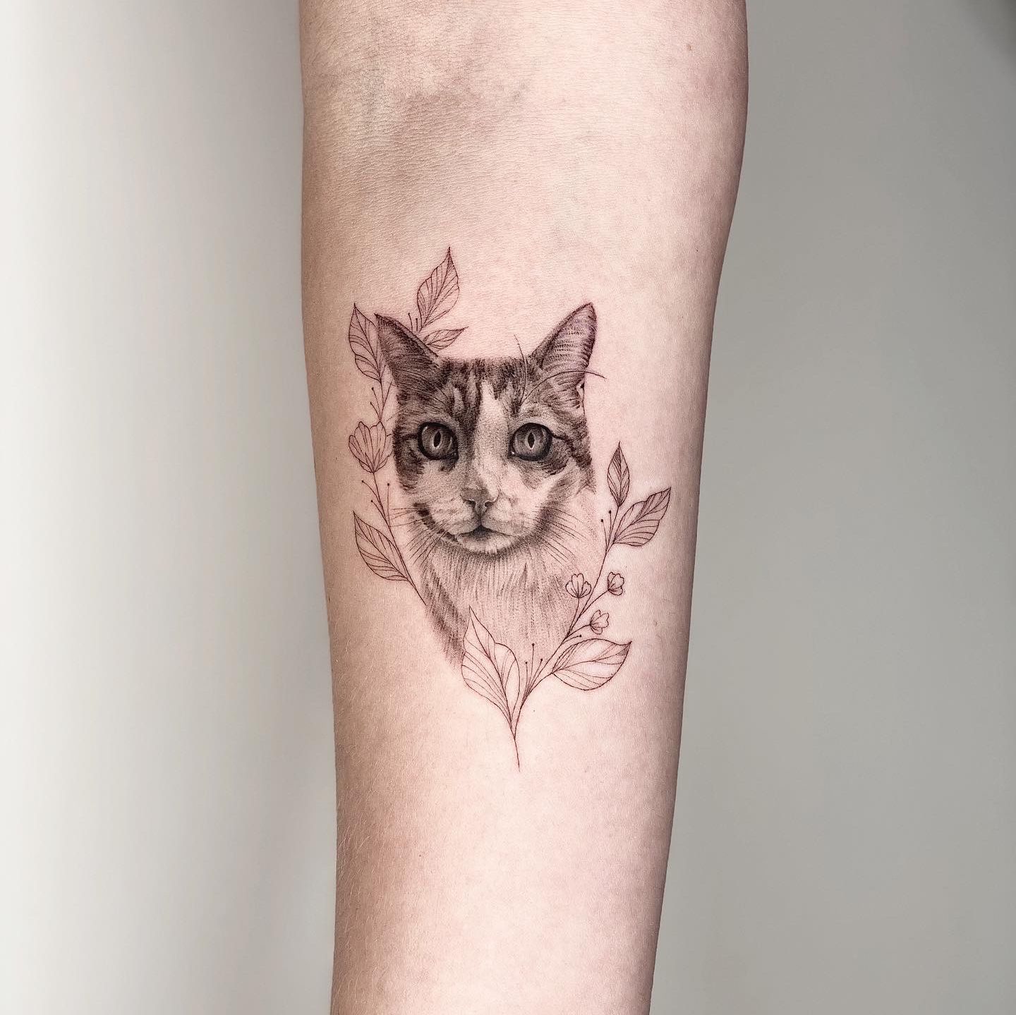 Micro-realism cat portrait. I loved doing these extremely tiny details. The  tattoo is an inch and a half tall. Let's get some more of t... | Instagram