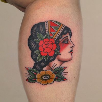 Traditional lady head tattoo by Andrea Furci #AndreaFurci #traditional #ladyhead #portrait #rose #flower #lady