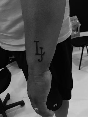 Instagram estudio @the.linetatto Instagram personal @tere.rs96 #letteringtattoo #tattoo #inked 