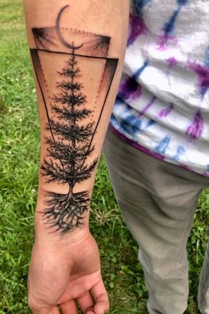 Covered up an old wrist tat with a tree by Adam @drawingwithdots at World Famous Monkey House Customs in VT