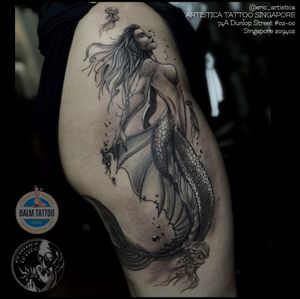 Customized mermaid piece for client side thigh as requested. ARTISTICA TATTOO SINGAPORE 74A Dunlop Street #02-00 Singapore 209402 ☎️ +65 82222604 #tattoo #tattooed #tattoolover #ilovetattoo #sgtattoo #singaporetattoo #blackandgrey #blackandgreytattoo #myths #mermaid #thightattoo #bodyart #girlswithtattoo #nopainnogain #ericartistica #ericlohtattoos #artistica #artisticatattoo #artisticasingapore #balmtattoo #balmtattoosg #balmtattoosingapore #balmtattooartist #balmtattooteamsg #dragonbloodbutter #nedzrotary #criticaltattoosupply #sparkcartridges