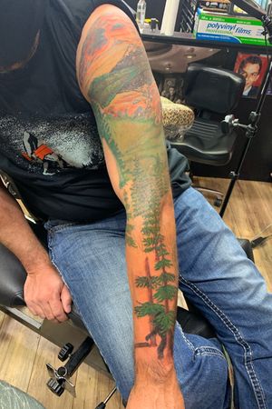 Still working this sleeve for Ryan! All the tiny trees!