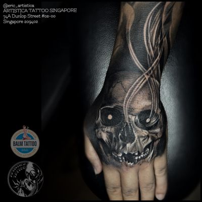 Skull on hand to connect the upper half sleeve. Thanks for viewing. ARTISTICA TATTOO SINGAPORE 74A Dunlop Street #02-00 Singapore 209402 ☎️ +65 82222604 #tattoo #tattooed #tattoolover #ilovetattoo #sgtattoo #singaporetattoo #blackandgrey #blackandgreytattoo #skull #handtattoo #realistictattoo #bodyart #manwithtattoo #nopainnogain #ericartistica #ericlohtattoos #artistica #artisticatattoo #artisticasingapore #balmtattoo #balmtattoosg #balmtattoosingapore #balmtattooartist #balmtattooteamsg #dragonbloodbutter #nedzrotary #criticaltattoosupply #sparkcartridges