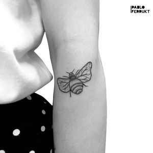 Little bee for @julieecrista , thanks so much!! For appointments write me a DM or an email to pabloferrukt@icloud.com #dotworktattoo . . . . #tattoo #tattoos #tat #ink #inked #tattooed #tattoist #art #design #instaart #thinlinetattoo #smalltattoos #tatted #instatattoo #dotworkbee #tatts #tats #amazingink #friedrichshain #inkedup #berlin #berlintattoo #bee #beetattoo #berlintattoos #dotwork #delicatedtattoo #tattooberlin #smalltattoo