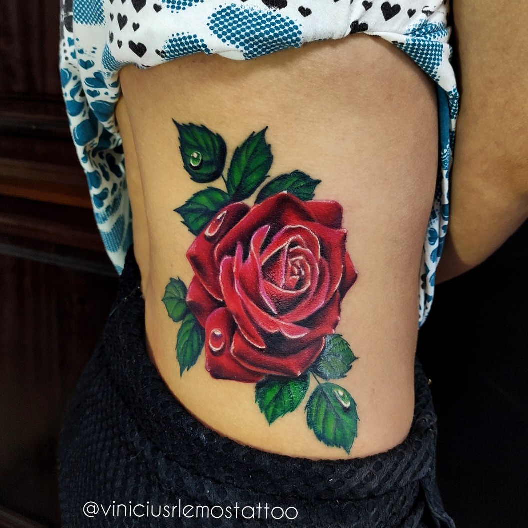 Tattoo uploaded by Northtattoo Corazon cronometro rosa Tattoodo